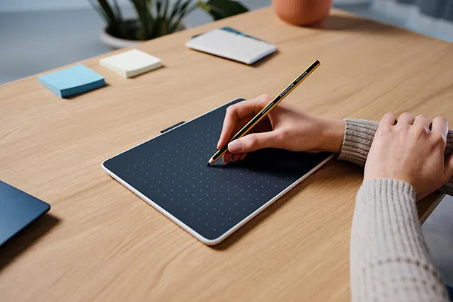 Графический планшет Wacom One S