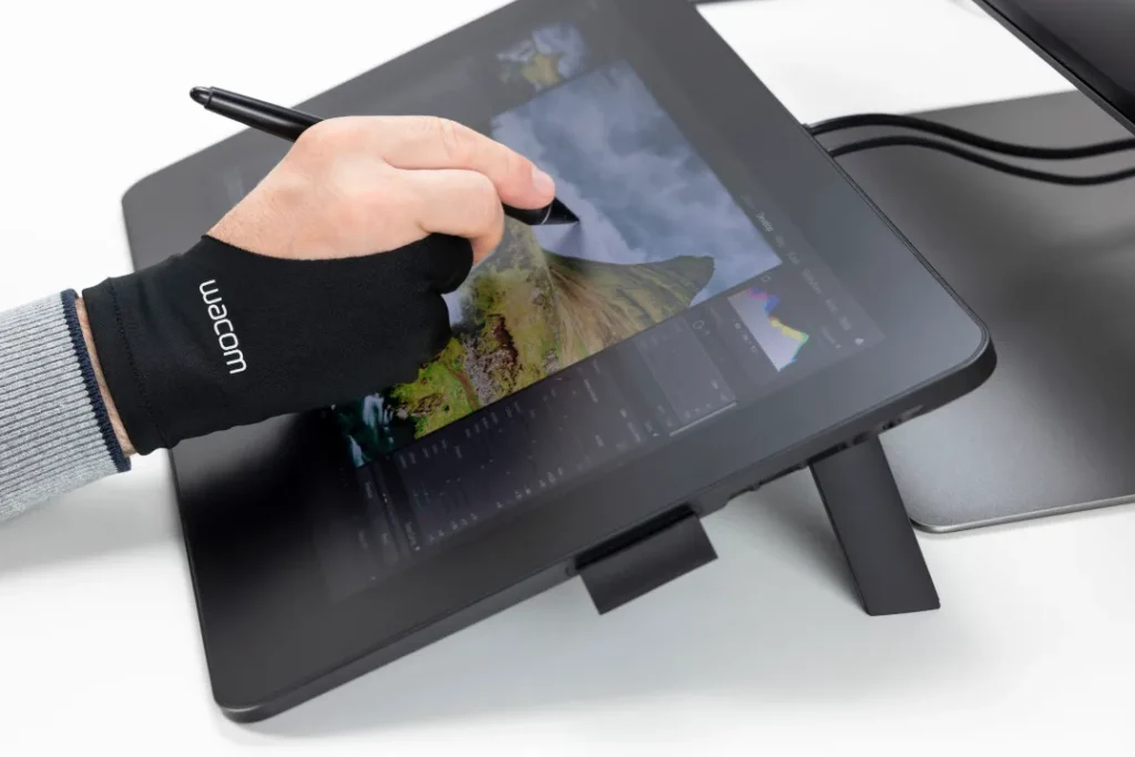 Wacom Drawing Glove брендированная перчатка для рисования