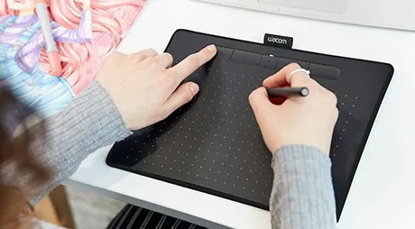 Графічний планшет Wacom Intuos medium з Bluetooth чорний Графічний планшет Wacom Intuos medium з Bluetooth чорний