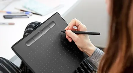Графічний планшет Wacom Intuos medium з Bluetooth чорний Графічний планшет Wacom Intuos medium з Bluetooth чорний