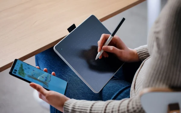 wacom-one-pen-tablet-flexible-use-gallery-6_3_.jpg