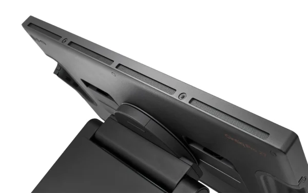 wacom-cintiq-pro-27-estore-gallery-3.jpg