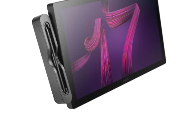 wacom-cintiq-pro-17-estore-gallery-4.jpg