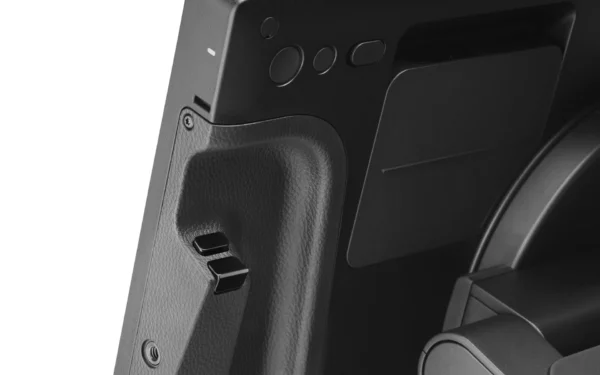 wacom-cintiq-pro-22-estore-gallery-5.jpg