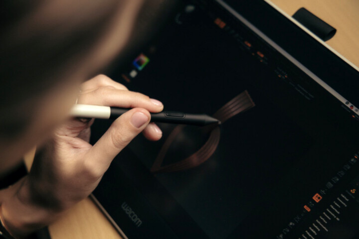 Ювелір Олена Яструб: Як створювати прикраси за допомогою Wacom Ювелір Олена Яструб: Як створювати прикраси за допомогою Wacom