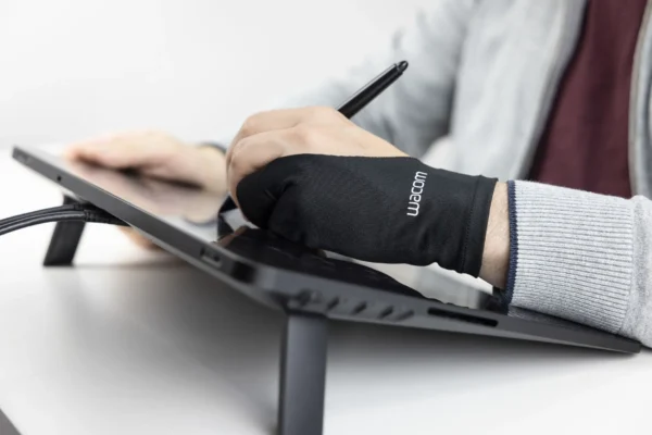Wacom Drawing Glove брендована перчатка для малювання