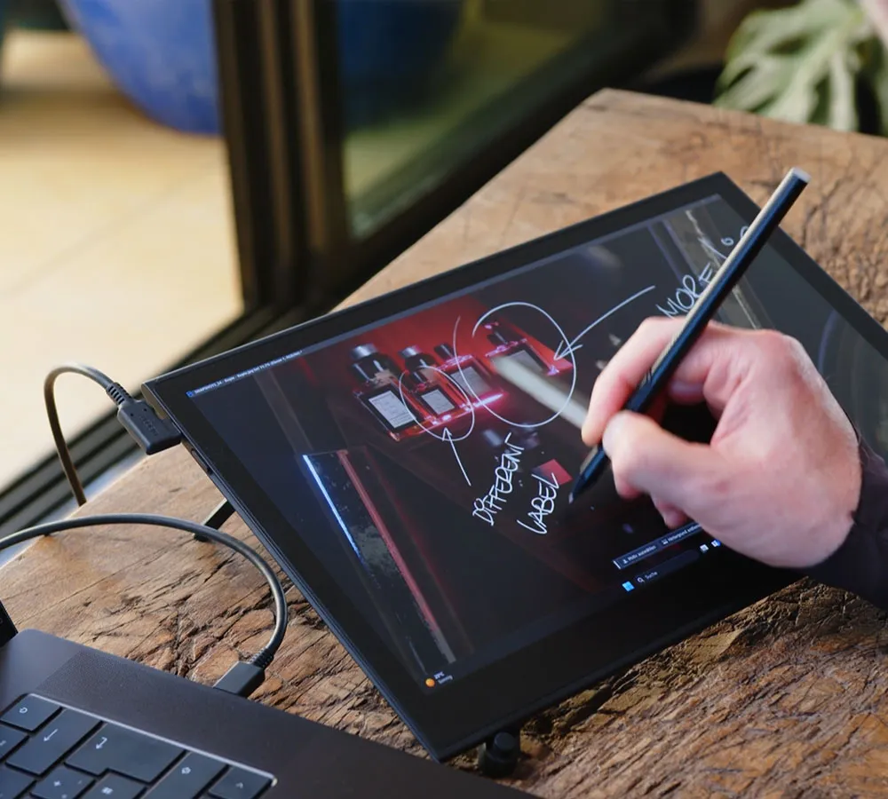 Монітор-планшет Wacom Movink 13 touch – Wacom