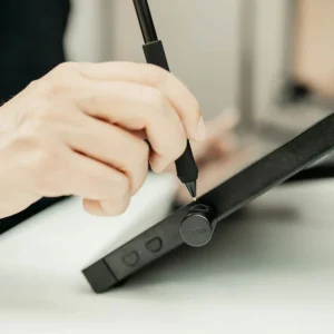 Монітор-планшет Wacom Cintiq 24 (2025) з підставкою Монітор-планшет Wacom Cintiq 24 (2025) з підставкою